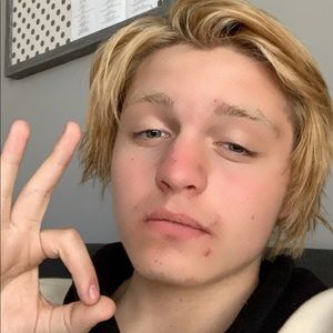 Meet your Posher, Cameron